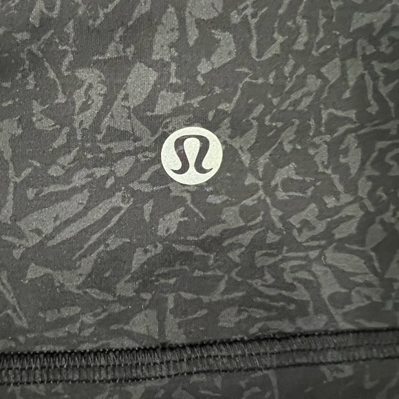 Lululemon leggings in grey - Picture 4 of 10